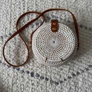 Woven circular bag